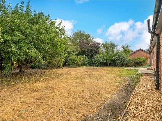 House for sale in Barholm, Lincolnshire