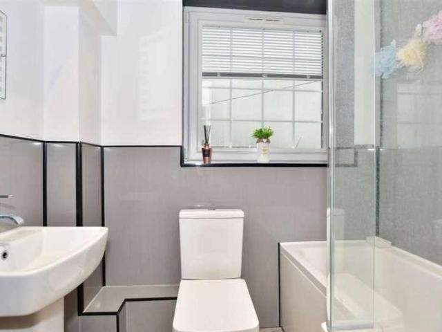 House for sale in Cliftonville West, Acol