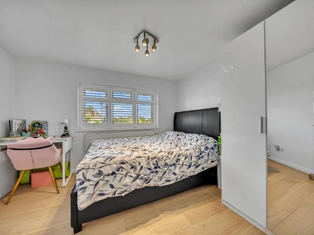 House for sale in Becontree, Greater London