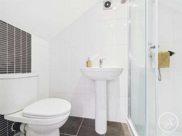 House for sale in Whitkirk, Colton