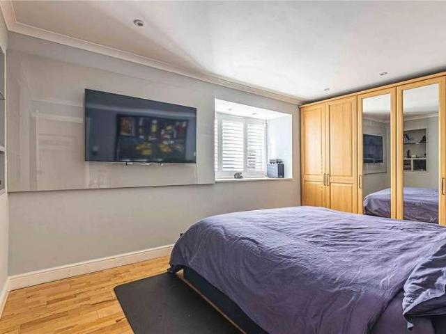 House for sale in Pouchen End, Hertfordshire