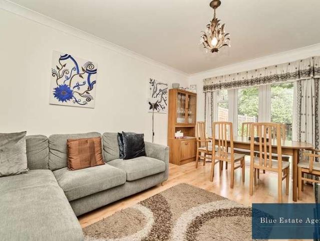 House for sale in London Borough of Hounslow, Greater London
