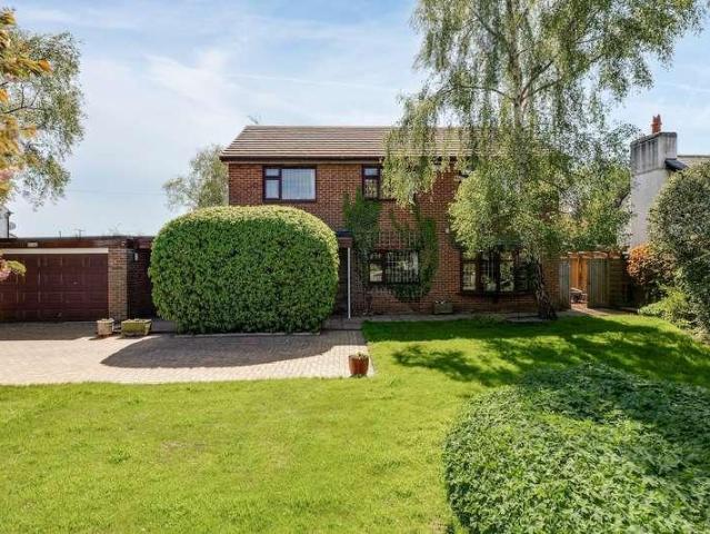 House for sale in Clwyd
