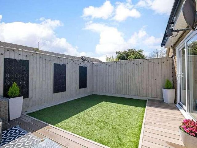 House for sale in Throop, Bournemouth