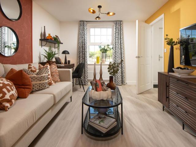 House for sale in Hoylandswaine, South Yorkshire