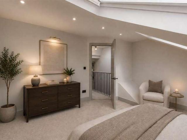 House for sale in Clapham Junction, Greater London