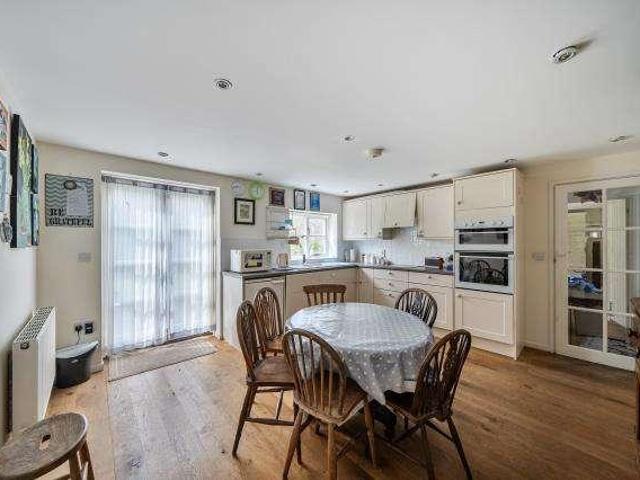 House for sale in Fine Street