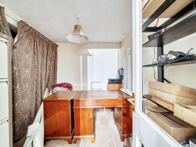 House for sale in Batchworth, Hertfordshire