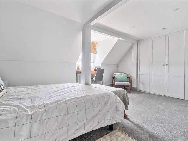 House for sale in Arundel, Clapham