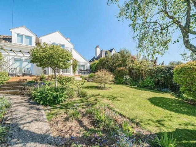 House for sale in Strode, Devon
