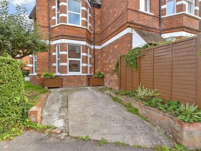 House for sale in Lynwood, Folkestone and Hythe