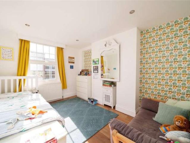 House for sale in Fulham, Greater London