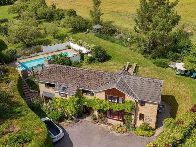 House for sale in Black Bourton, Oxfordshire