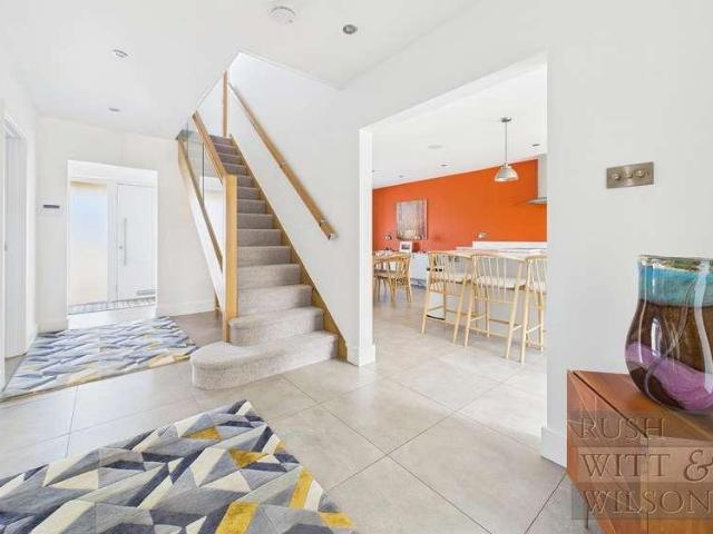 House for sale in Cooden, Heathlands