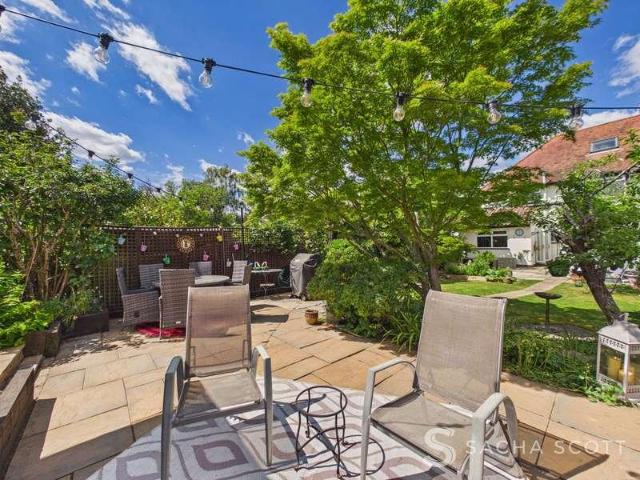 House for sale in West Ewell, Ewell