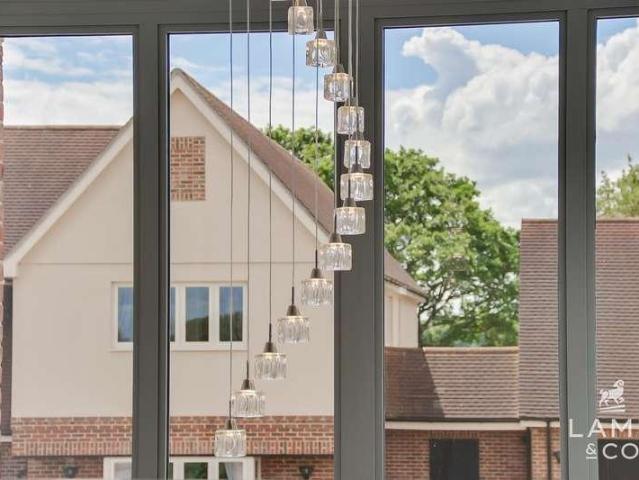 House for sale in Weeley, Dale Hill