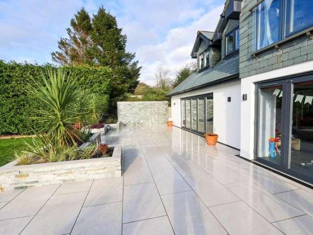 House for sale in Lanjeth, Cornwall