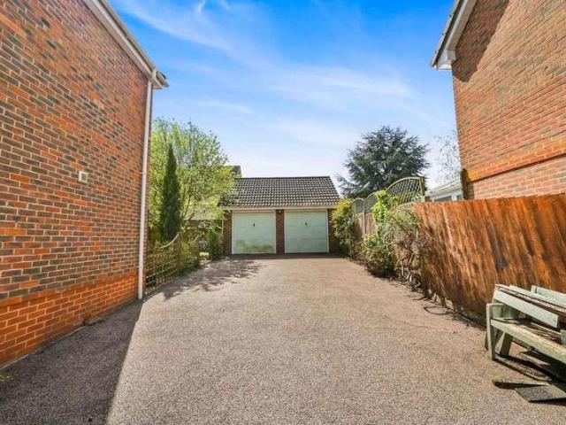 House for sale in Church End, Duton Hill
