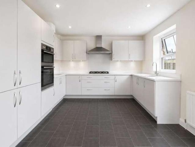House for sale in Chipping Hill, Essex