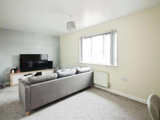 House for sale in Killingbeck, West Yorkshire