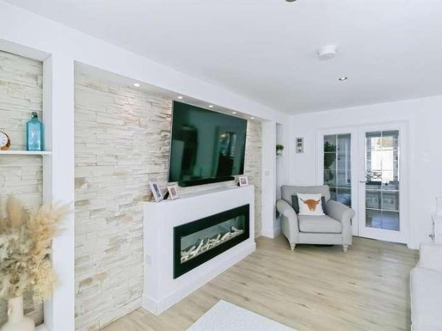 House for sale in Rhoose, Wales