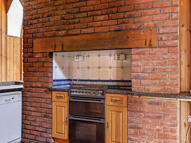 House for sale in Ystalyfera