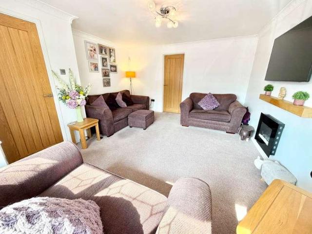 House for sale in Pensnett, West Midlands