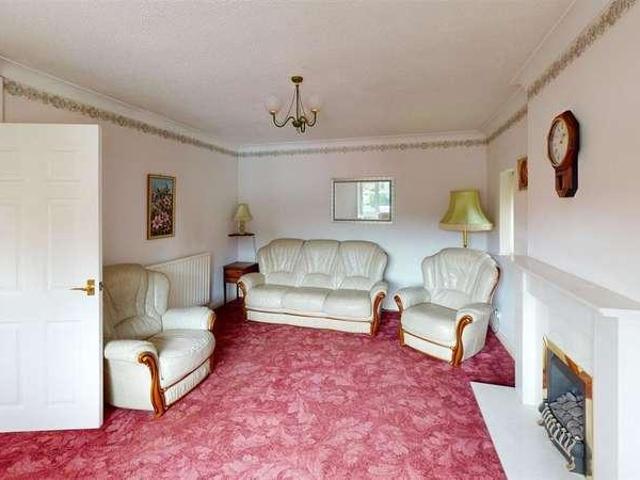 House for sale in Walton Park, Firbank