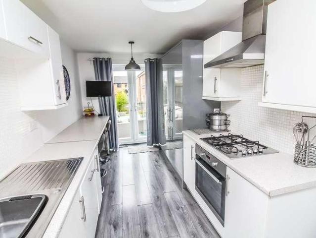 House for sale in Burnside, Fence Houses