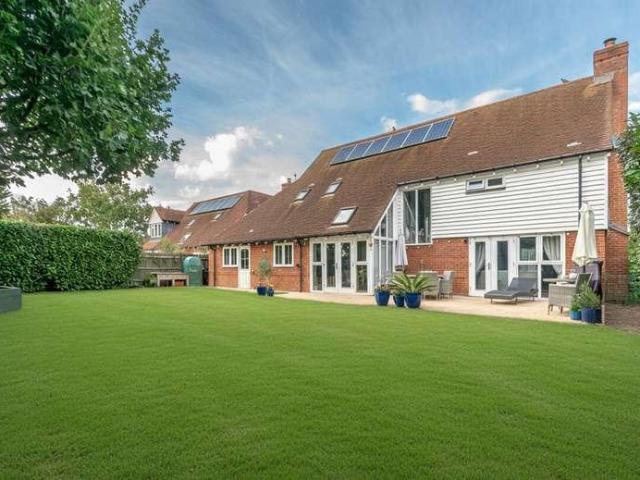 House for sale in Hoath, The Bridge