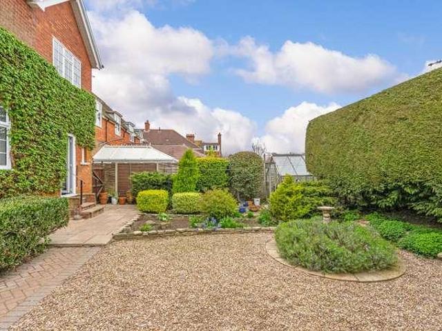 House for sale in Seacroft, Belleau