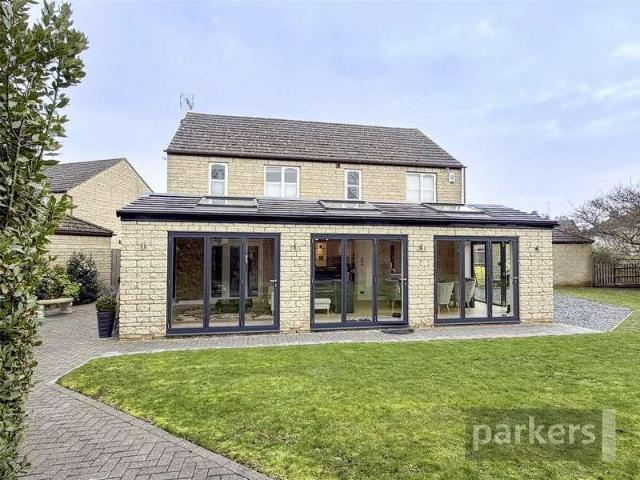 House for sale in Black Bourton, Oxfordshire