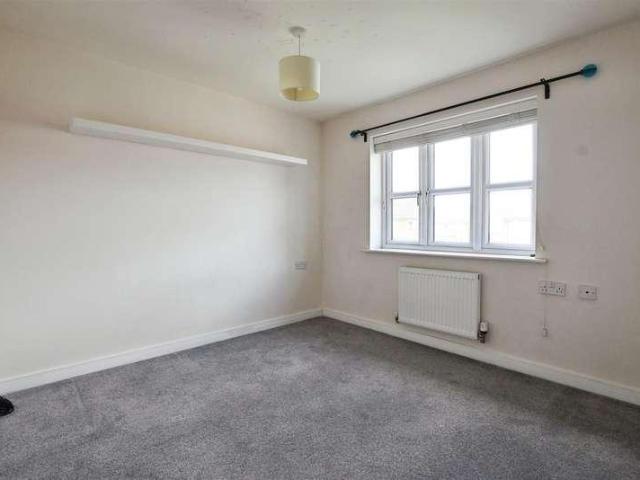 House for sale in Kingswood, Hull