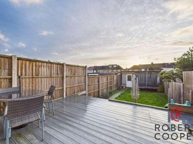 House for sale in London Borough of Hillingdon, Greater London