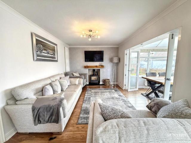 House for sale in Hanging Heaton, Dewsbury