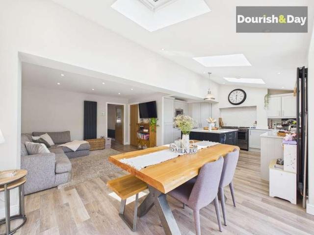House for sale in Baswich, Staffordshire