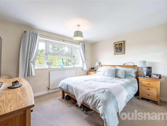 House for sale in Bromsgrove, Worcestershire