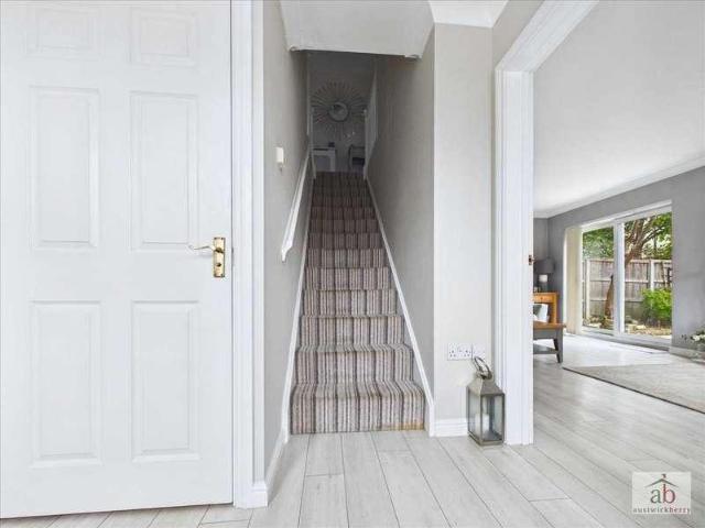 House for sale in Ravenswood, Key Street