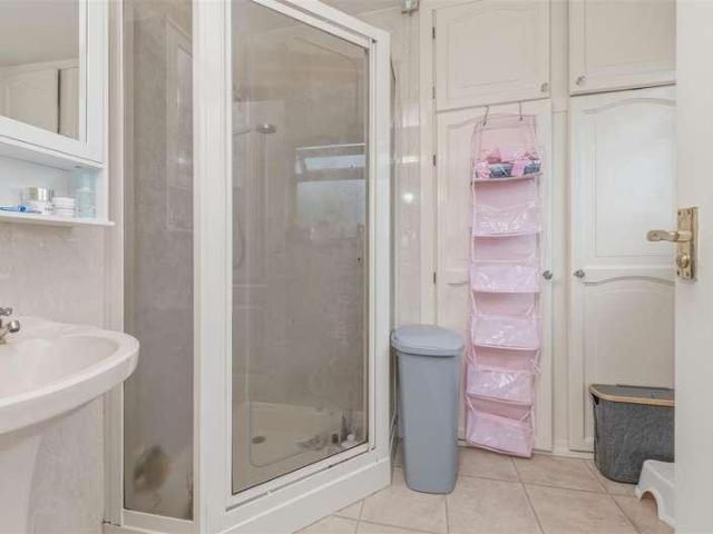 House for sale in Clifton, West Yorkshire