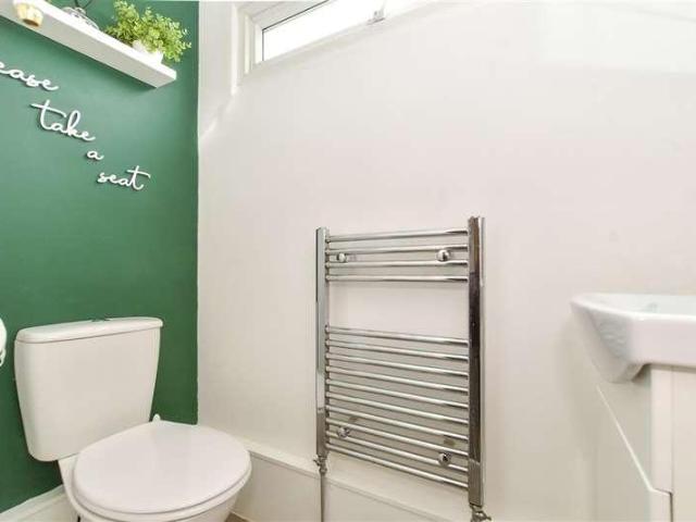 House for sale in Elm Park, Greater London