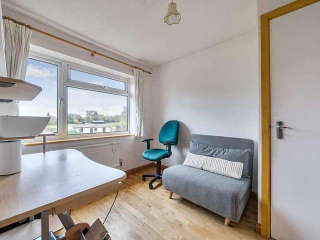 House for sale in Daws Hill, Cressex