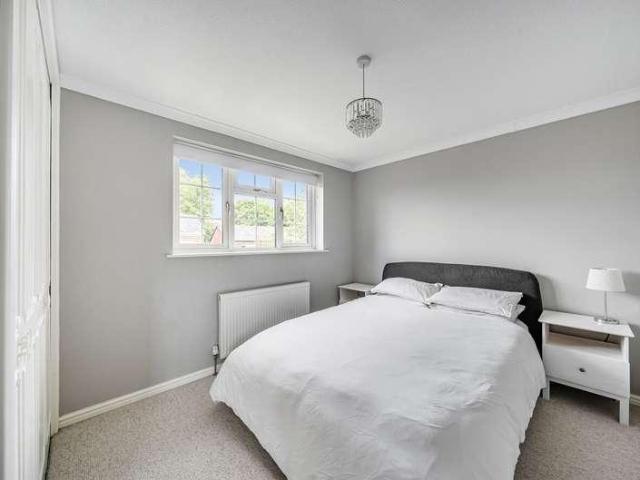 House for sale in Windsor, Dedworth