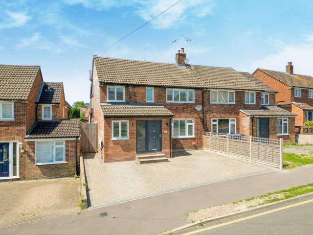 House for sale in Pouchen End, Hertfordshire