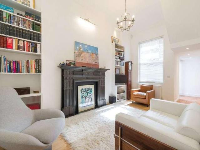 House for sale in East Marylebone, Mayfair