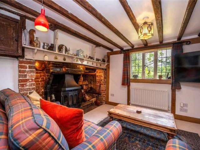 House for sale in Pachesham Park, Surrey