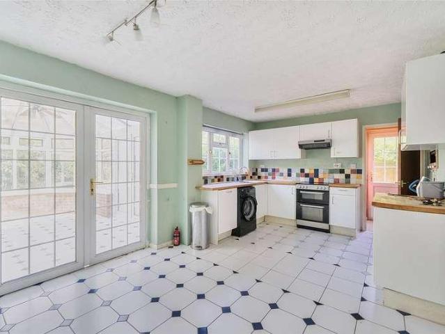 House for sale in Bradley Stoke