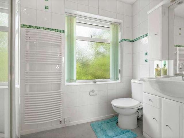 House for sale in Aspley Heath, Alderminster