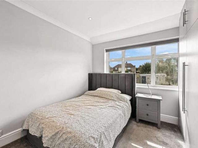 House for sale in Upper Elmers End, Greater London