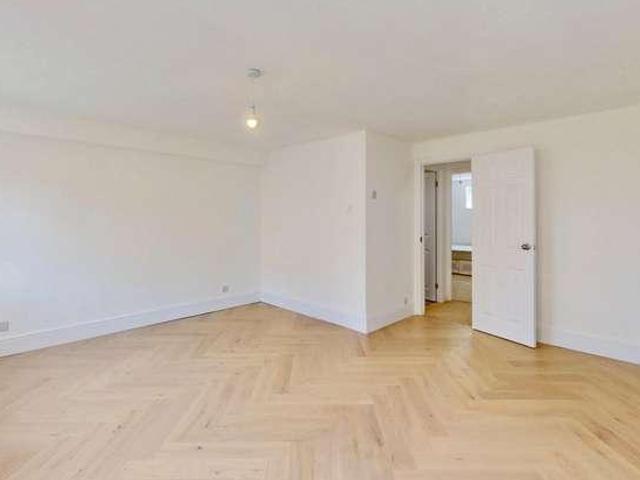 House for sale in Rotherhithe, Greater London
