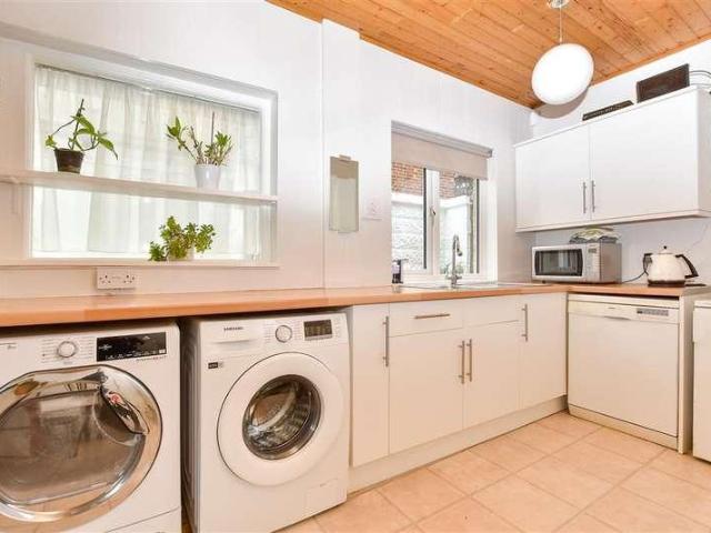 House for sale in Purley, Purley